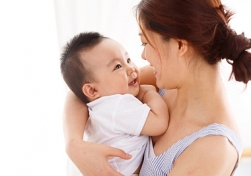 如何判斷母乳不足？
